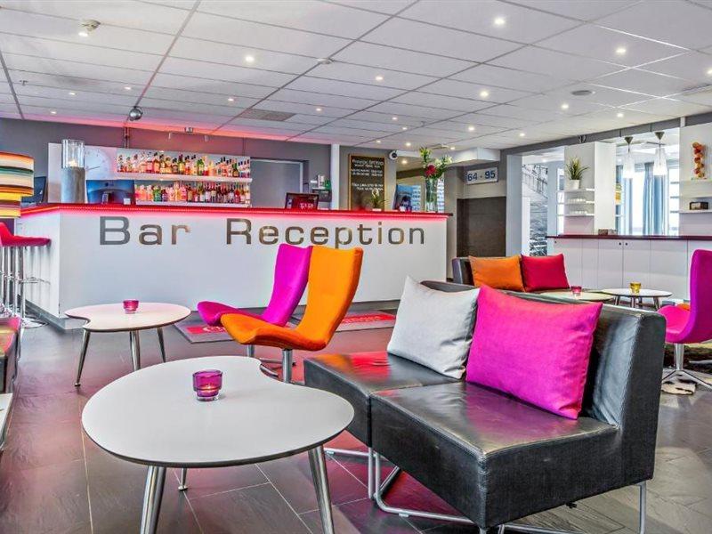 Sure Hotel By Best Western Stockholm Alvsjo Kültér fotó